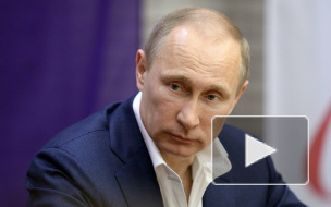 Путин поздравил женщин России с 8 Марта