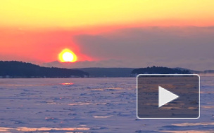 На озере Долгое водолазы нашли и вытащили из воды тело пропавшего охотника