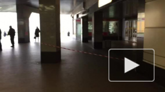 Видео: станцию метро "Волковская" закрыли из-за бесхозного предмета на 5 минут
