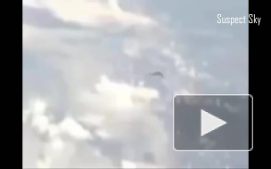 Видео: НЛО изучают МКС