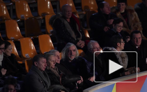 Блокадники-циркачи были отмечены знаками "За заслуги в развитии российского цирка"