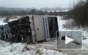 Пассажиры перевернувшегося под Псковом автобуса получат страховые выплаты