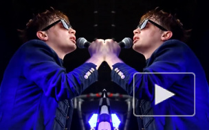 В прямом эфире на канале Piter.TV участники группы "Сансара" Александр Гагарин и Николай Алексеев