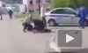 Челябинск: Неадекват с трубой набросился на "скорую" и был подстрелен полицией