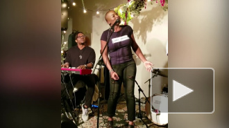 В возрасте 33 лет скончалась звезда американского шоу "Голос"