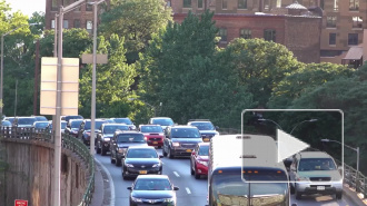 Мишустин отменил ограничения логистики для транспорта торговых сетей