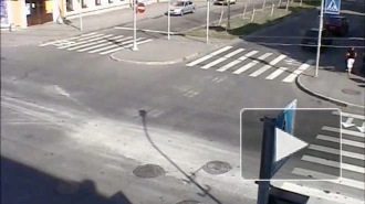 На Московской столкнулись Рено и Девятка. Есть пострадавший