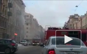 Появилось видео тушения пожара на 2-ой Советской, где спасли мужчину