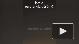В аэропорту Турции приостановили полеты из-за неопознанного объекта