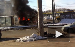 Очевидец снял горящую маршрутку в Самаре