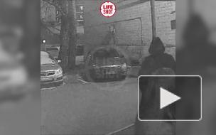 Момент выстрела в девушку на юго-западе Москвы попал на видео