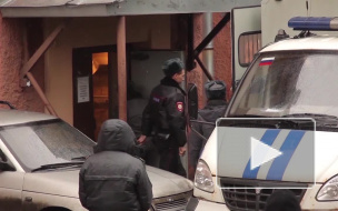 У подсобного рабочего отобрали 300 тысяч рублей и телефон