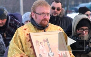 Милонов нахамил Тюльпанову из-за Толоконниковой