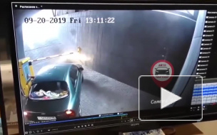 Петербуржцы выложили в сеть видео со "мстительным" шлагбаумом