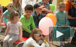 Строители в свой профессиональный день устроили праздник жителям