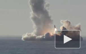 Опубликовано видео первого залпового пуска ракет "Булава" с подлодки