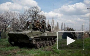 Новости Украины: ополченцы установили флаг ДНР над КПП Мариновка, Донецк обстреляли отравляющими бомбами 