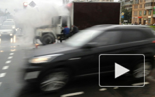 Видео: на Бухарестской загорелась "Газель"