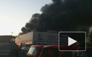  Страшный пожар на улице Щербакова в Тюмени очевидцы запечатлели на видео