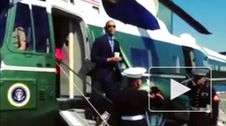 Барак Обама умудрился отдать воинское приветствие со стаканом в руке
