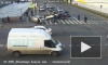 Момент наезда на пешеходов на пересечении Лермонтовского и Обводного канала попал на видео