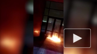 В Якутске мужчина поджег ковер у входа в здание правительства