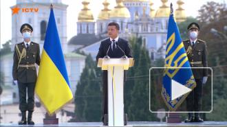 Зеленский пообещал большой парад после завершения конфликта в Донбассе