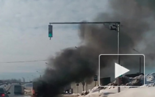 Видео: на ходу сгорела маршрутка в Уфе