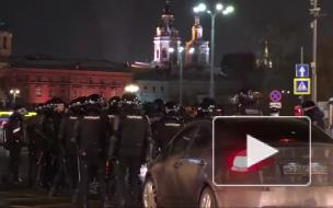 В день суда над Навальным в России задержали больше тысячи человек