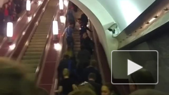 Из-за поломки эскалатора в Озерках закрывали станцию метро