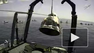 НАСА показало вылавливание Crew Dragon из Мексиканского залива