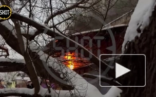 Спасатели локализовали крупный пожар  на Комсомольской площади  в Москве