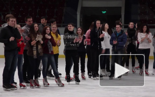 Болельщики и студенты устроили акцию в поддержку сборной России