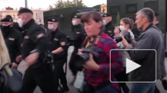 Лукашенко прокомментировал нападение на правоохранителей во время акций