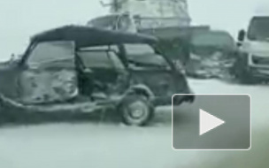 Жуткое видео из Воронежа: трассу не поделили десятки машин