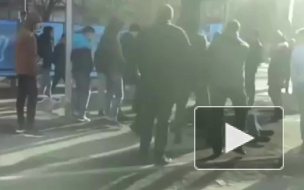 На видео попала массовая драка в Челябинске