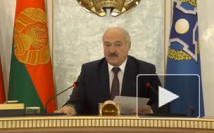 Лукашенко назвал поведение Польши в отношении Белоруссии "оголтелым"