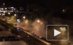 На Днепропетровской улице из-за прорыва трубы повреждена дорога