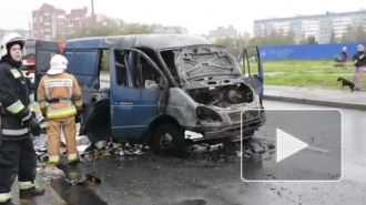 В Сеть попала видеозапись пожара в автомобиле в Санкт-Петербурге