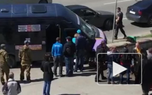 Жуткое видео из Омска: маршрутка с пассажирами протаранила бетонную опору