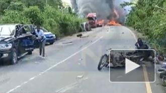 В Нигерии 20 человек погибли при взрыве бензовоза на скоростном шоссе