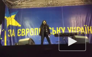 Певица Руслана готова сжечь себя на Майдане