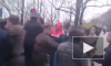 СМИ: празднующих освобождение Одессы от фашистов атаковали украинские неонацисты