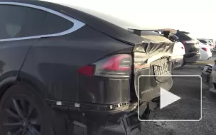 Опубликовано видео гигантской парковки брошенных суперкаров 