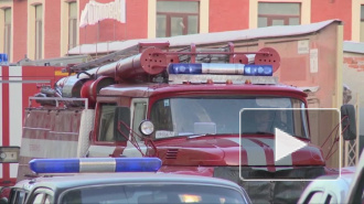 Трех человек эвакуировали из здания в Кронштадте, 8 машин тушили пожар по повышенному номеру сложности