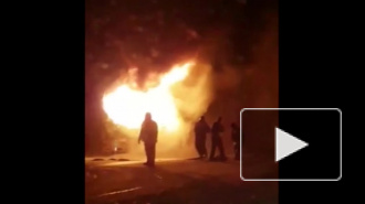 Огненное видео: на трассе Ленинск - Кузнецк сгорела фура