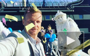  Сын Вячеслава Малафеева защищает ворота «Локомотива» 