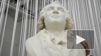 В Петербурге с помощью оперы оживили 150 уникальных скульптур