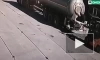Момент гибели российского рабочего при взрыве газовоза попал на видео