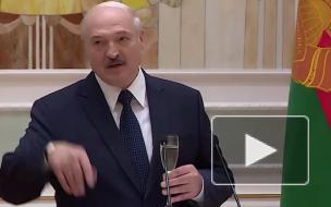 Лукашенко захотел стать донором крови для оппозиционеров